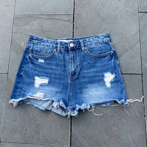YMI High Rise Dream Fit Distressed Denim Shorts Sz 9/29 Waist